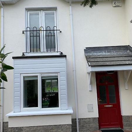Two Bedroom Town House Beside The River Barrow 칼로 외부 사진