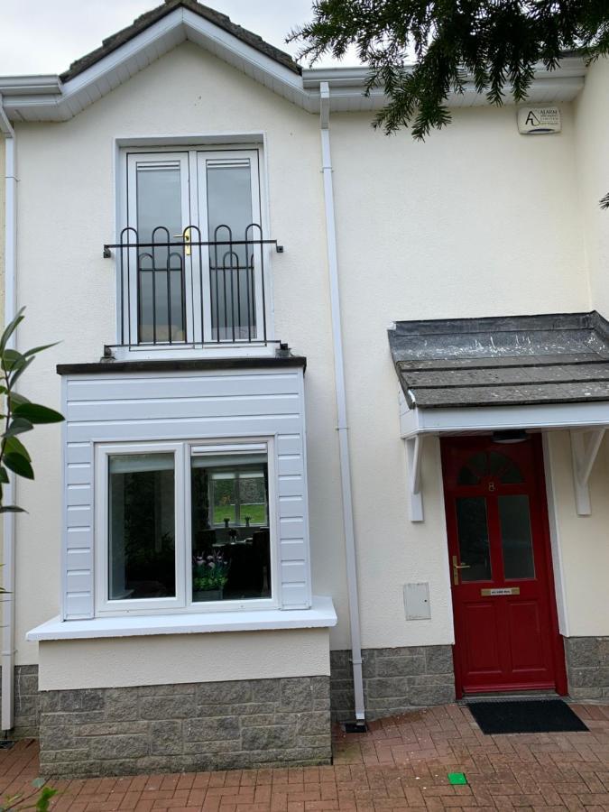 Two Bedroom Town House Beside The River Barrow 칼로 외부 사진
