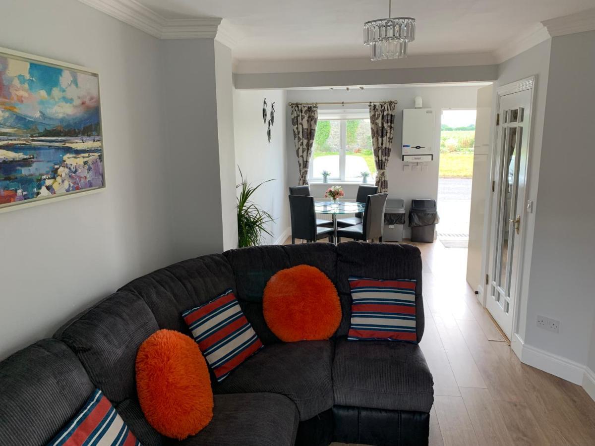Two Bedroom Town House Beside The River Barrow 칼로 외부 사진